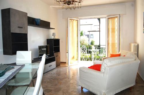  LAURA APARTMENT VENICE 4 P. 15 M TO VENICE, Pension in Mestre