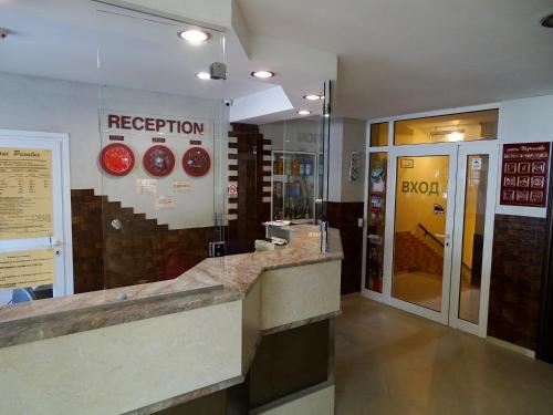 Paralax Hotel 5
