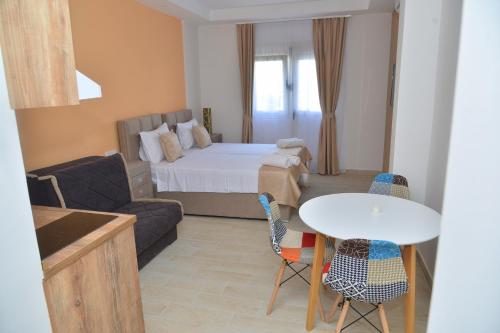 Standard Apartment image 3