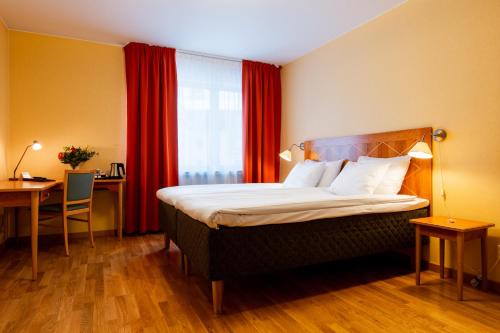 Sure Hotel Studio by Best Western Esplanade - image 8