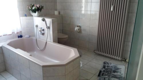 Ferienwohnung Hegenauer 653m von Zirndorf entfernt