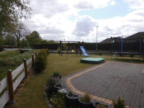 สวน, Gästehaus Querenhorst (Gastehaus Querenhorst) in บาด ฮาร์ซบวร์ก