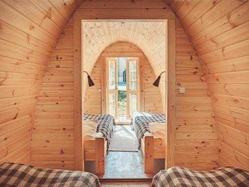 ดาวน์ทาวน์ ฟอเรสต์ โฮสเทล แอนด์ แคมปิง (Downtown Forest Hostel & Camping) in วิลนีอุส