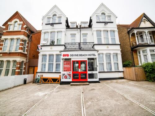 OYO Devine Beach Hotel, Westcliff Southend-On-Sea - Southend-on-Sea