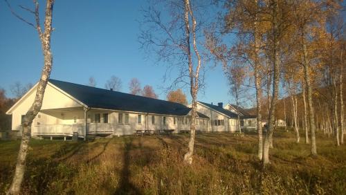 Eksterijer hotela, Tømmerneset leirsted in Finnsnes