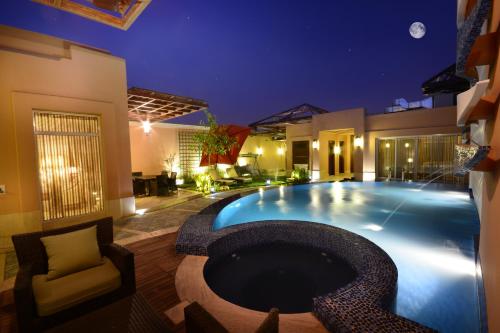 Goot Resorts – Riyadh, NY