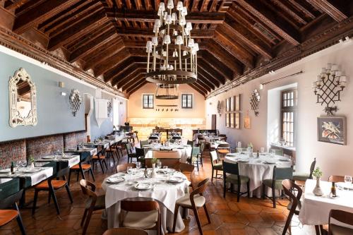 파라도르 데 쿠엥카 - 레스토랑
