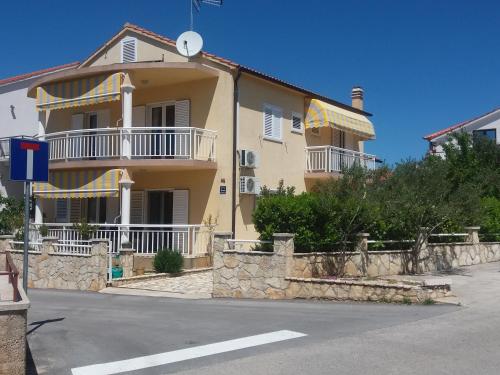  Apartmani-Wien, Vodice, Vodice bei Budak