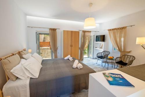  Loggos Couple Suite by Konnect, Pension in Longos