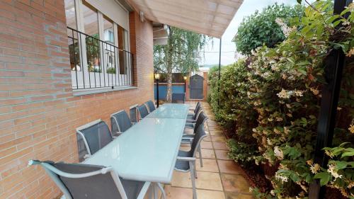  HOUSE OF JOY , CASA EN BANYOLES in Banyoles