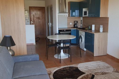 3AMB31 - Studio pour 3 personnes avec magnifique vue sur la baie - Location saisonnière - Collioure