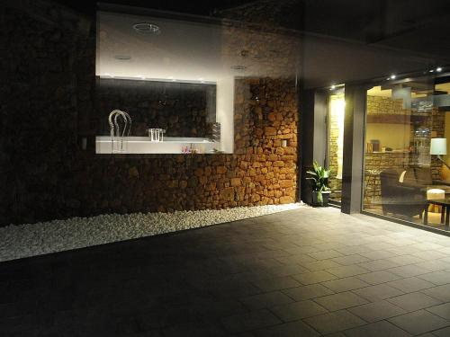 Bonansa Country Hotel - image 7
