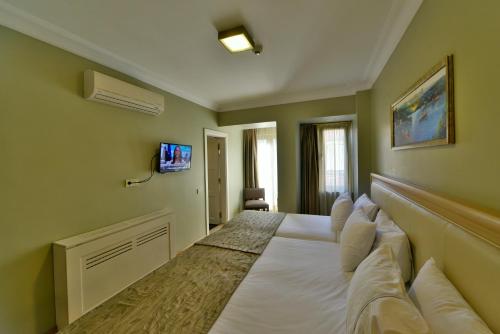 Triple Room image 4