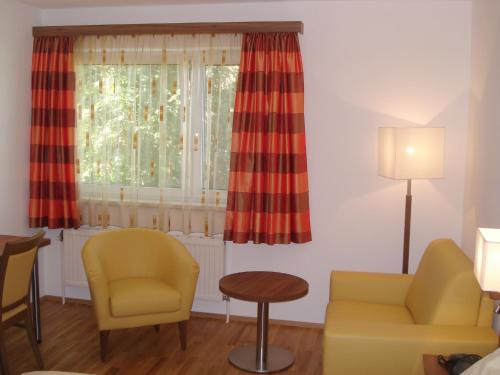 Hotel Almtalerhof - image 2