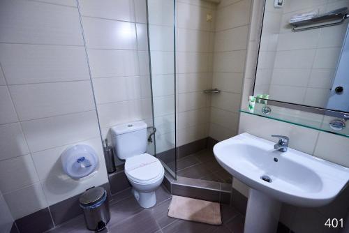 Atlantic Hotel Room Type - Standard Double Room