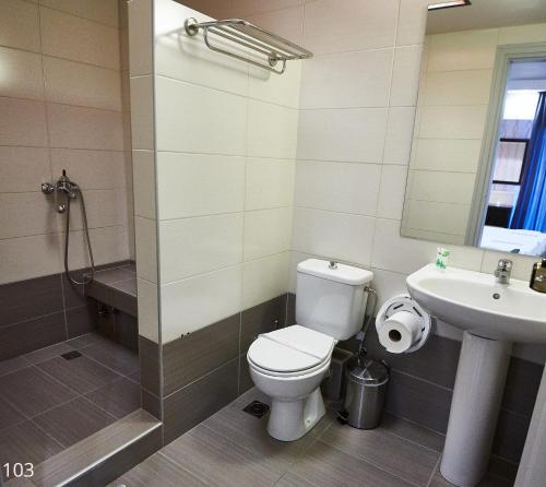 Atlantic Hotel Room Type - Budget Twin Room