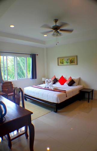 Baan Glangsuan Bang Kobua