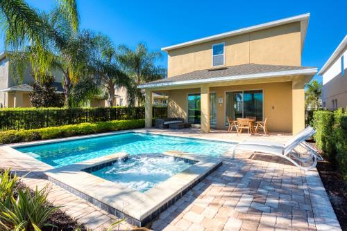 Fabulous Home Near Disney with Private Pool, Themed Room, Bunkbeds & Resort Amenities - 291P