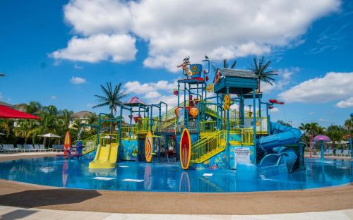 Encore Resort 3057 5 Bedroom Water Park - main image