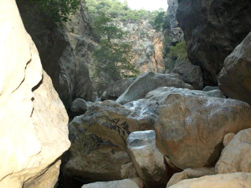Sarikampos Beach - image 4