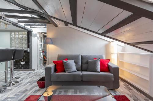 Rentalis Gran Vía Luna - image 13