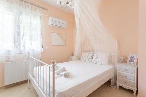 Markella's House, Attica