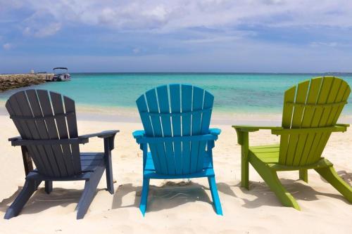 2 Bedroom 2 Bath With Patio On 11th Collins ave thumb 4