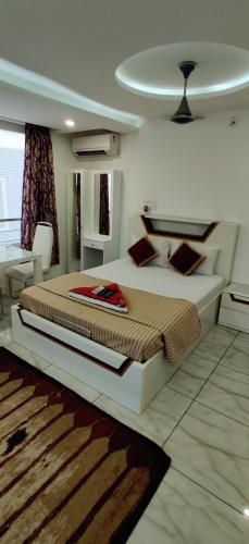 1 queen bed