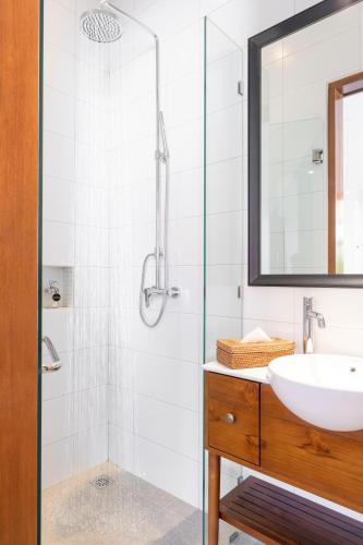 One-Bedroom Villa image 6