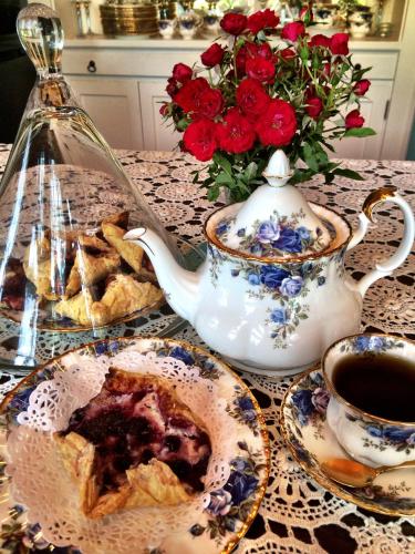 The Inn on Knowles Hill Bed & Breakfast Hotel