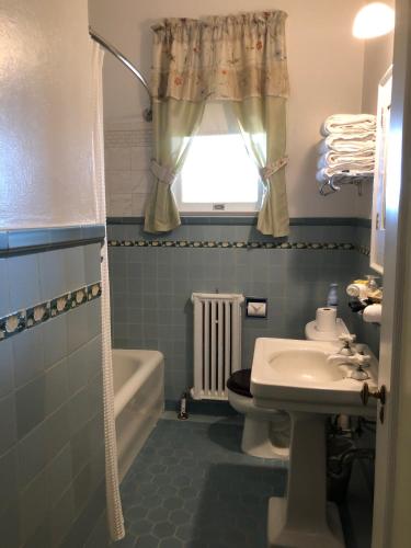 205255411 The Inn on Knowles Hill Bed & Breakfast Hotel