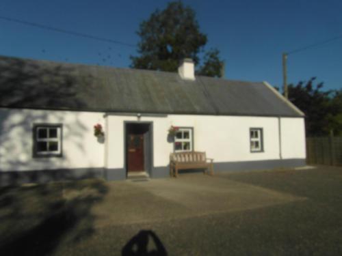 Entree, Country Cottage in Portarlington