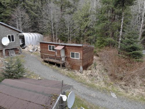 Hollis Creek Cabin