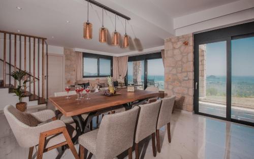 Zinos Luxury Villa - image 3