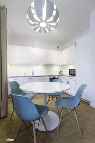 Stylowy 2-pokojowy apartament 5 min. od Rynku, Breslau (Foto 9)