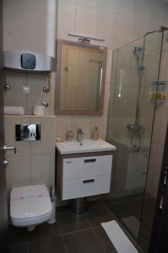 Standard Apartment image 2