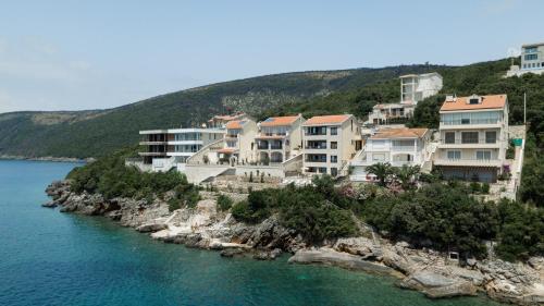 B&B Tivat - ViLena Apartmani - Bed and Breakfast Tivat