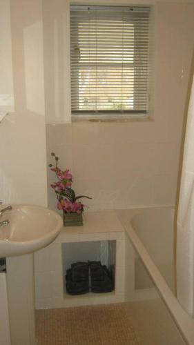 Stansted spacious 2-bed apartment, easy access to Stansted Airport & London