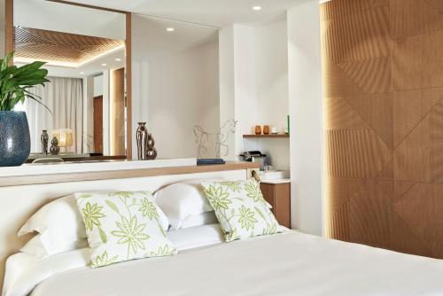 Myconian Korali Relais & Chateaux - image 7