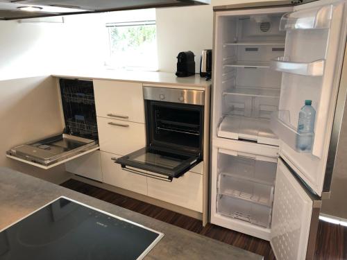 25h GARDEN Apartment PLUS private Beach