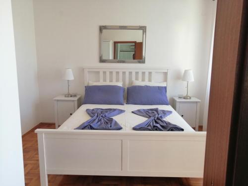 One-Bedroom Apartment with Balcony and Sea View