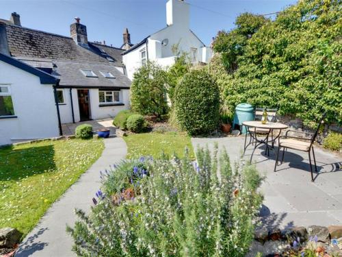Comfortable Holiday Home In Great Torrington With Terrace, Great Torrington, Devon