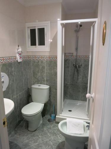 Hostal Guillot - image 4