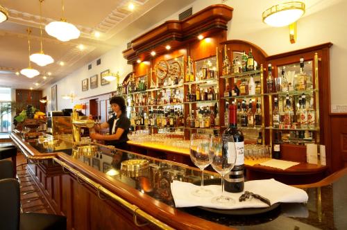 Hotel Avion - image 3