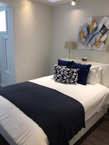  5 Stars Apartment at Oeiras - Lisbon - 2 Bedrooms in Oeiras