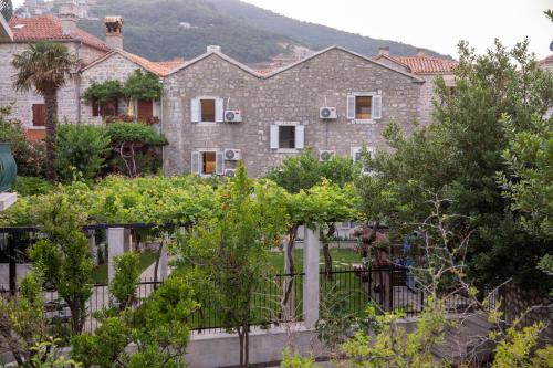 Apartments Trifunovic Old Town 3