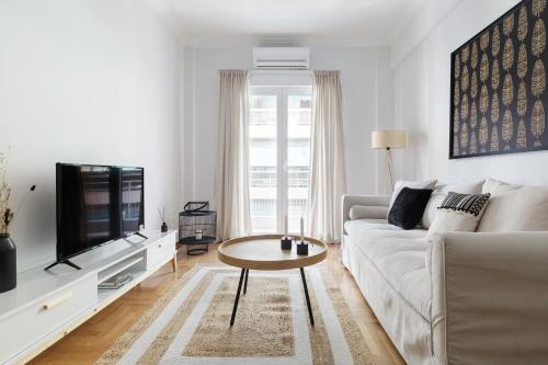 Urban 2BD Apartment in Koukaki by UPSTREET, Athens