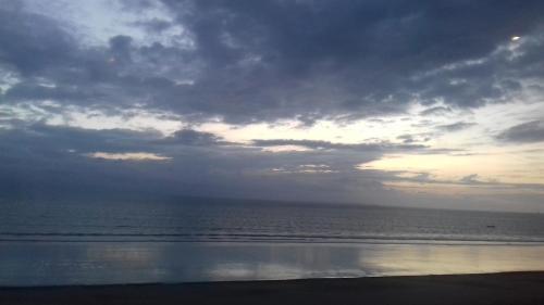 Вид, maison individuelle 500 m de la mer in Агон Кутенвіль