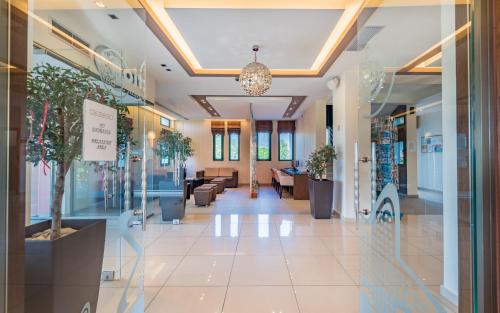 Oscar Hotel - image 5