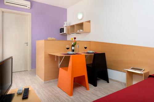 Vitorno Residence - image 10